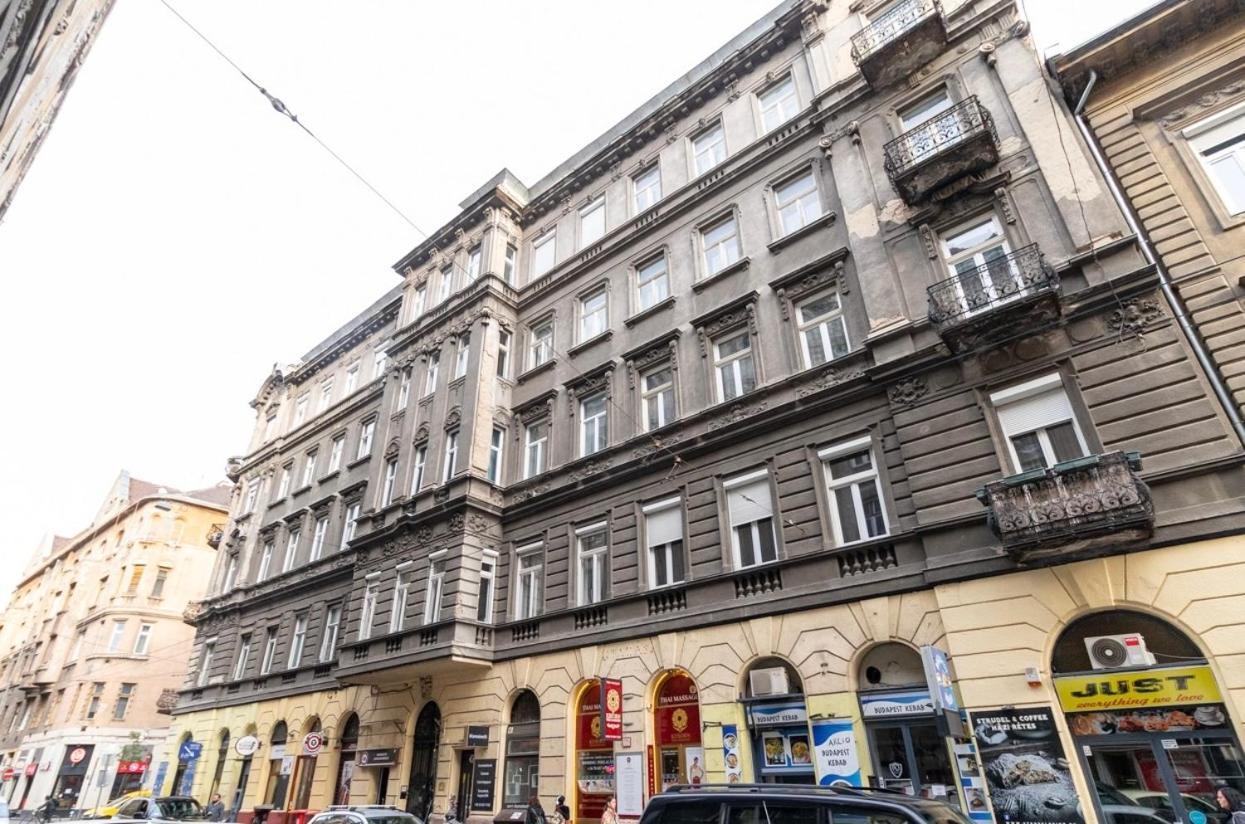 A+ Central Apartments Budapest Eksteriør billede